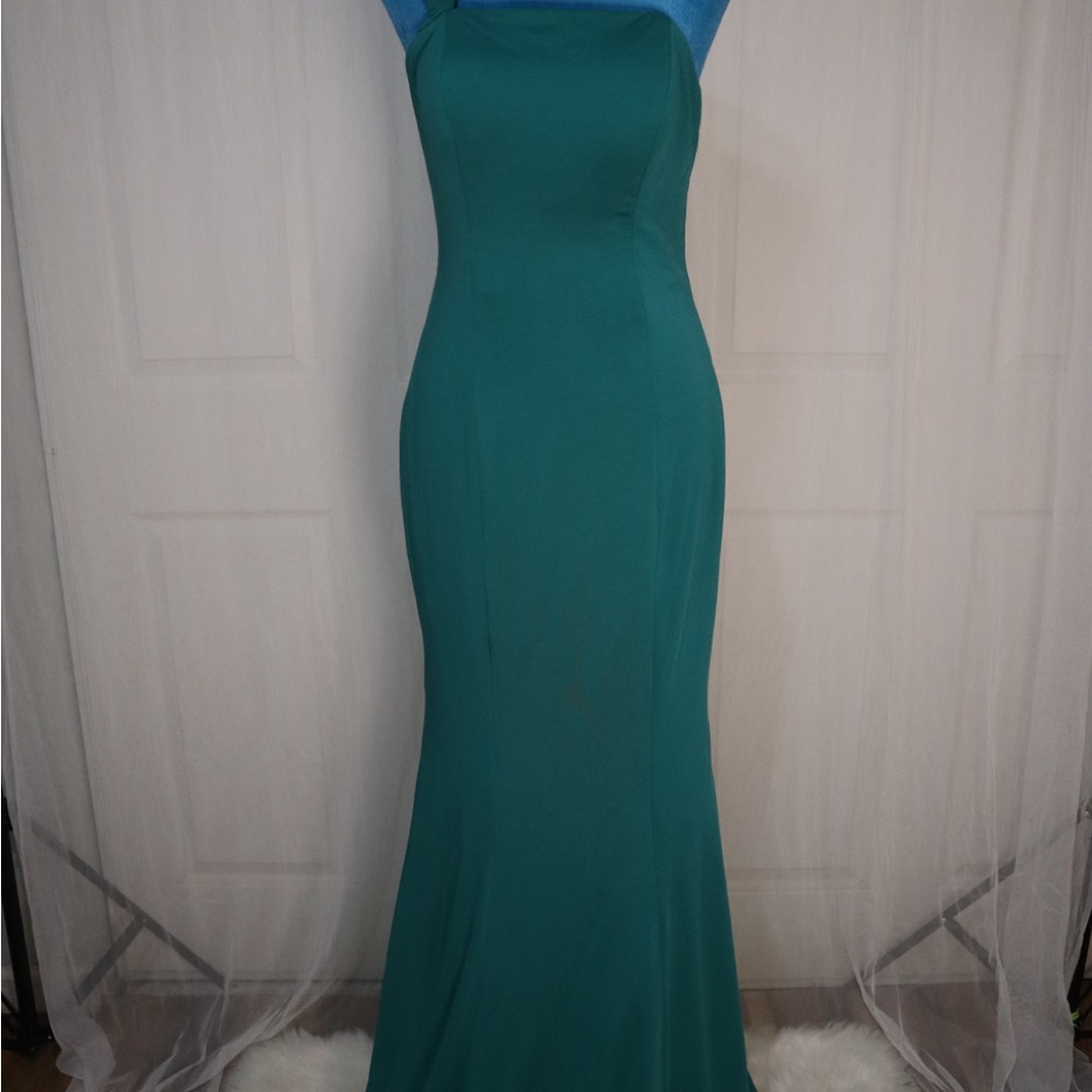 Elegant Teal Evening Gown Hebeos